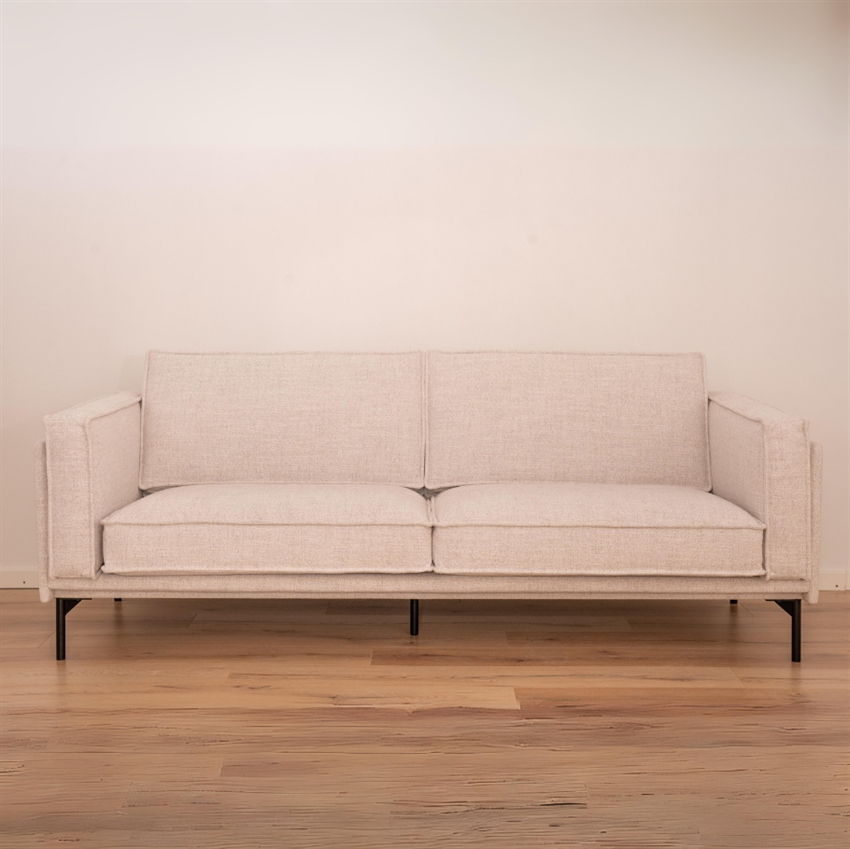 Milano Grå 3-Personers Sofa med Puf – Nordisk Design