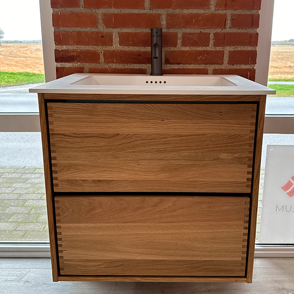 Wood Zone Badeværelsesmøbel - Elegant og Naturligt Design