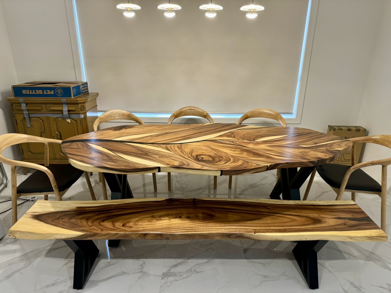 Mosaikbord Leaf – Unikt Design til Dit Hjem