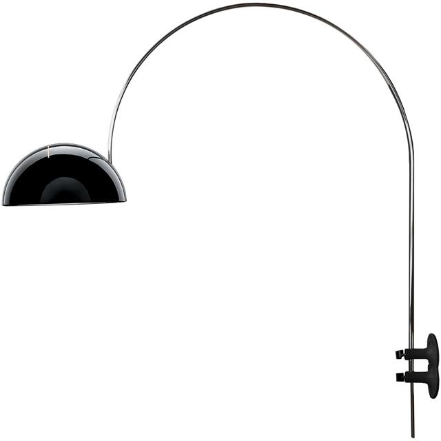 Oluce Coup 1159r Sort Væglampe – Elegant Design af Joe Colombo